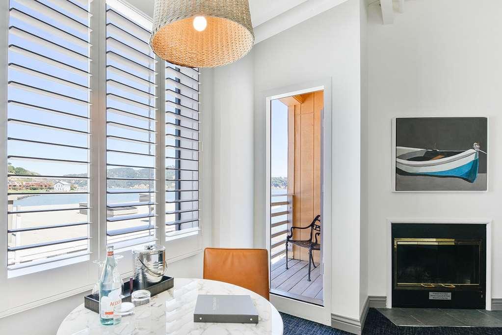 Waters Edge Hotel Tiburon Phòng bức ảnh